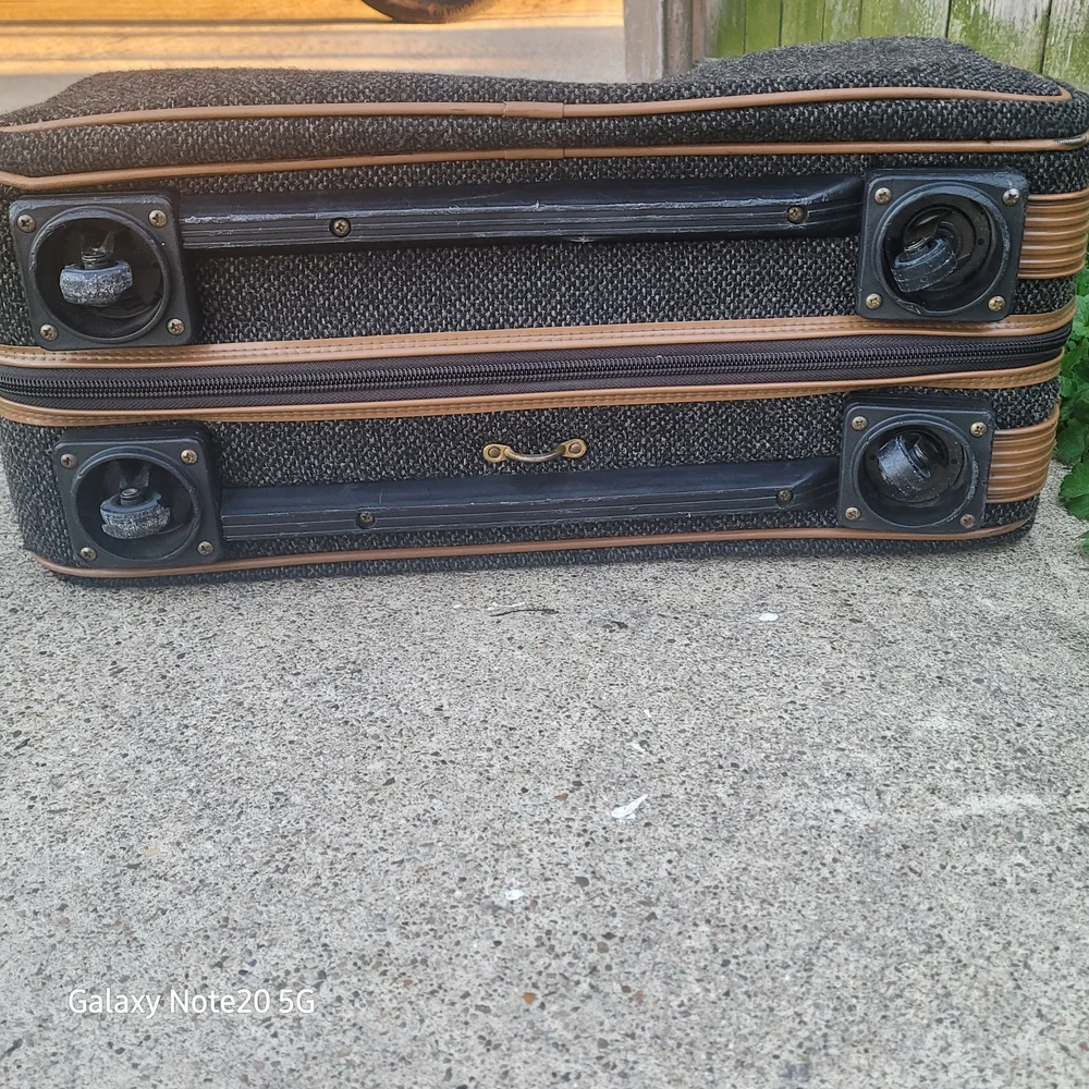 VTG HARTMANN LUGGAGE TWEED LEATHER 22